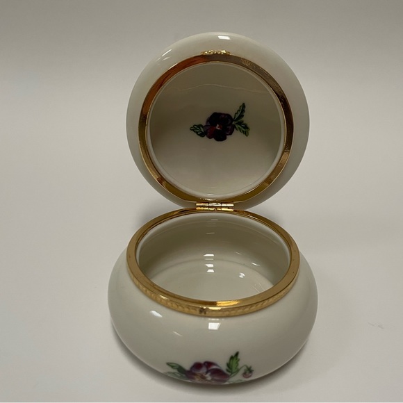 PartyLite Ceramic Keepsake Tealight Holder P7187 (NWT) - Picture 3 of 6